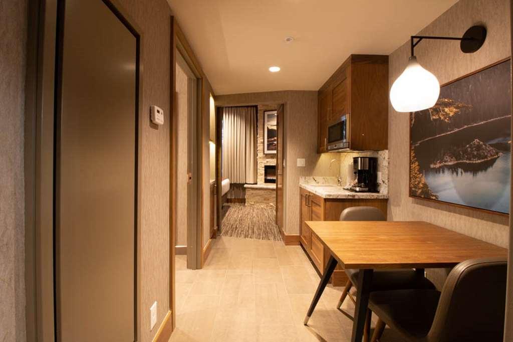 Hilton Vacation Club Tahoe Seasons Lake Tahoe South Lake Tahoe Room photo